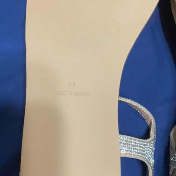 NIB STEVE MADDEN SANDALS - Picture 2 of 2